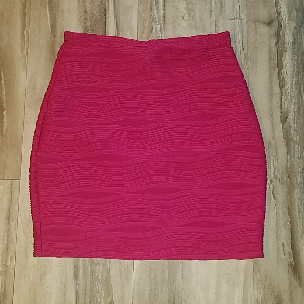 Stretch mini skirt